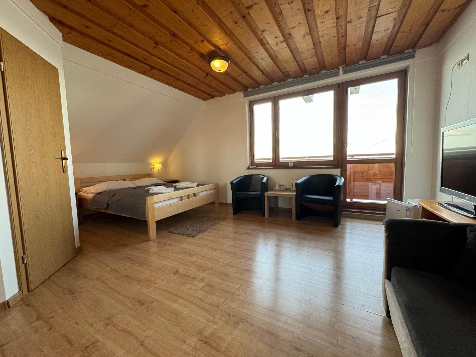 Hotel Slanicky Dvor Námestovo Exteriér fotografie