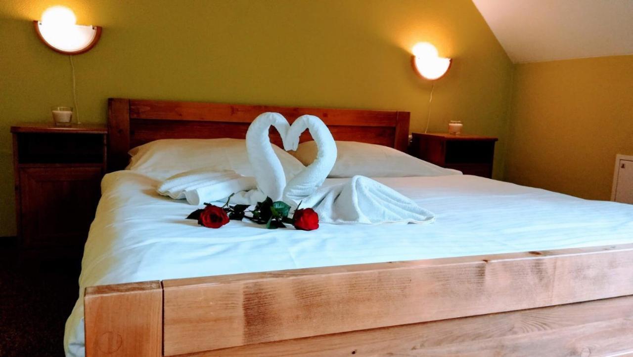Hotel Slanicky Dvor Námestovo Exteriér fotografie